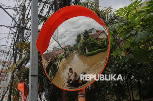 BPBD: 147 RT dan 19 Jalan di Jakarta Terendam Banjir pada Ahad Siang