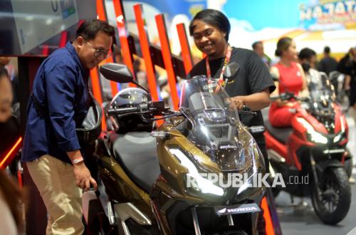Tak Ikut Perang Harga, AHM Andalkan Ekosistem Motor Listrik