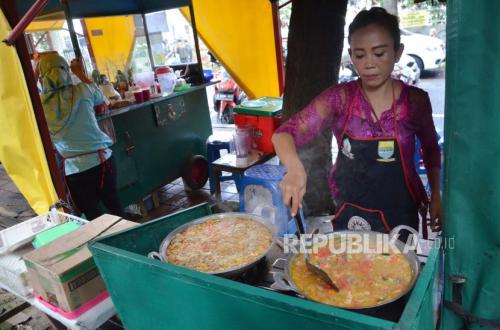 Jabar Mendunia, Saatnya Wisata Halal Jadi Mesin Baru Pertumbuhan Ekonomi Syariah Indonesia