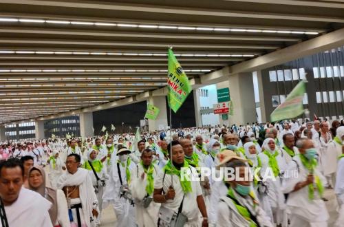 Kementerian Kesehatan Saudi Imbau Jamaah Haji Rawat Kaki Saat Beraktivitas di Mina