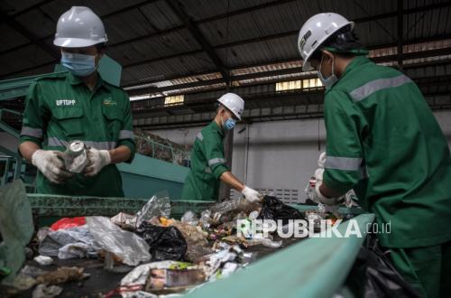 Bukan Dibuang, Sampah di Pinrang Malah Jadi Sumber Penghasilan Warga