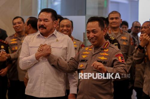 Salam Komando Warnai Pertemuan Kapolri dan Jaksa Agung di Kejagung