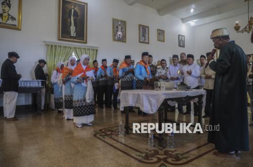 Kendaraan, Jalan, dan Rahasia Pulang