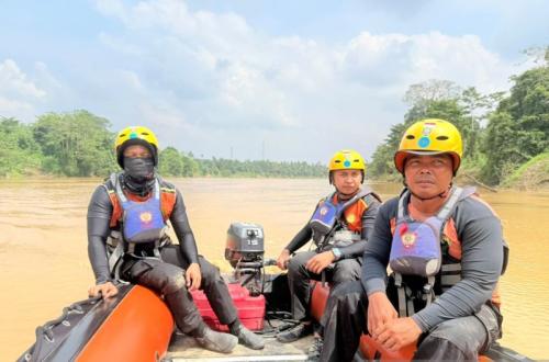 Bocah 8 Tahun Tenggelam di Sungai Tembesi Jambi, Tim SAR Gabungan Terus Lakukan Pencarian
