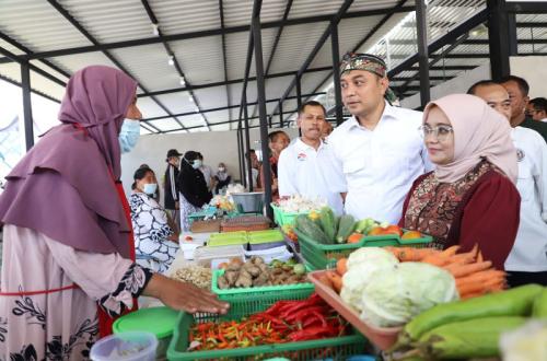 Pemkot Surabaya Revitalisasi 16 Pasar Tradisional, Anggaran Rp20 Miliar