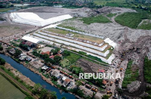 KLH: Pemerintah Hentikan Open Dumping di 472 TPA Mulai Juli 2026