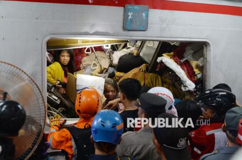 Duka di Gerbong Wanita, Basarnas Ungkap 100 Persen Korban yang Dievakuasi adalah Perempuan