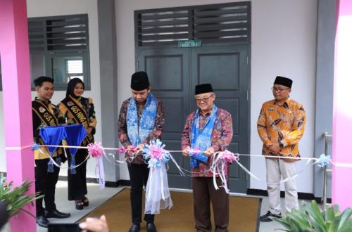 Mendikdasmen Ajukan Anggaran Revitalisasi 60 Ribu Sekolah