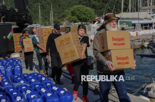 Tak Gentar Ancaman Zionis, Armada Sumud Flotilla Lanjutkan Pelayaran