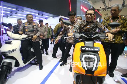 Kemenperin Godok Insentif Kendaraan Listrik dan Hybrid 2026 Guna Dongkrak Pasar Otomotif Nasional