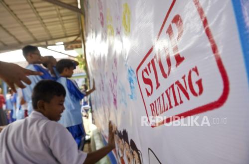 Marak Perundungan, Saatnya Rekonstruksi Kesadaran Pedagogis