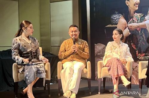 Pede Jadi Kunci Generasi Muda Bereksperimen dengan Kebaya