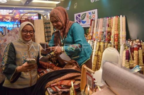 Kemenekraf Pulihkan 80 Pelaku Ekonomi Kreatif Terdampak Banjir Bandang di Padang Pariaman