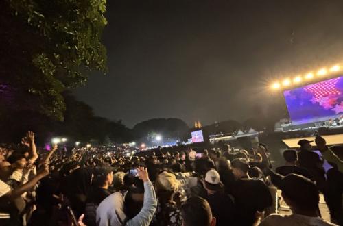 Ribuan Warga Padati Lapangan Banteng untuk Nobar Final Piala Dunia 2026