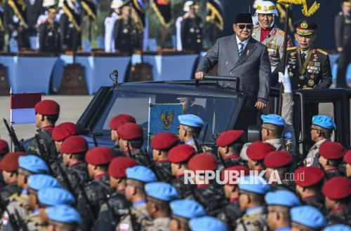 Presiden Prabowo Pimpin Upacara HUT Ke-80 Bhayangkara, Apresiasi Pengabdian Polri untuk Masyarakat