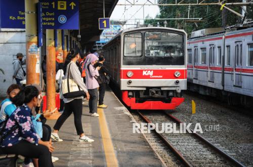 Mulai Hari Ini, Pengguna KRL di Stasiun Karet Dialihkan ke Stasiun BNI City