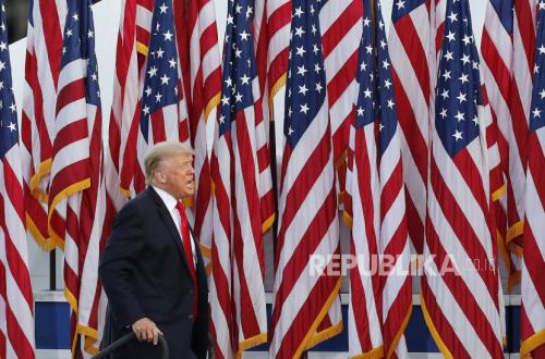 Analis: Publik AS Jenuh dengan Perilaku Trump Terkait Perang Iran, MAGA Terbelah