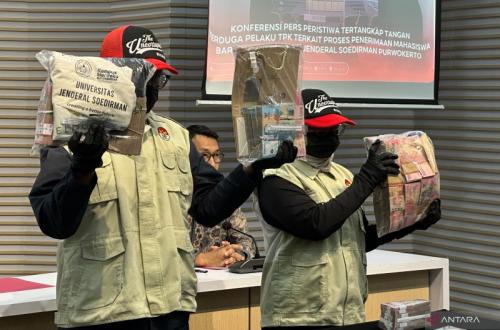 KPK Duga Warek Unsoed Peras Ortu Calon Mahasiswa Baru Rp650 Juta