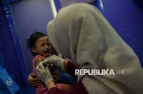 KLB Campak Muncul di Banyak Daerah, Menkes Minta Orang Tua Lengkapi Imunisasi Anak
