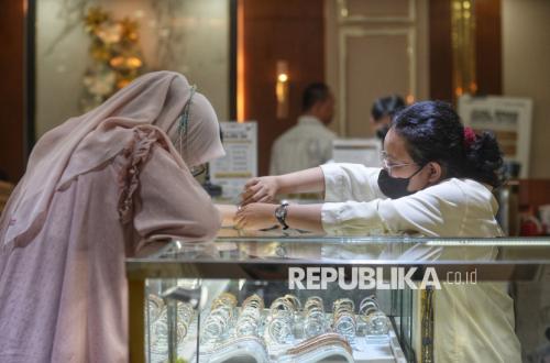 Emas Perhiasan Inflasi 30 Bulan Berturut-turut