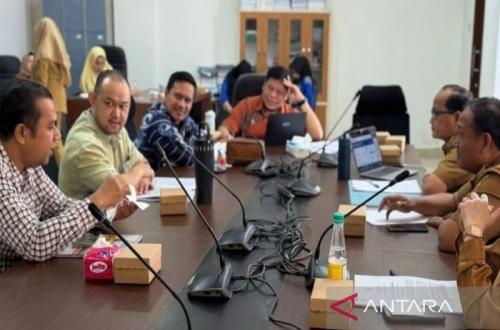 DPRD Banjarmasin Bahas Raperda Koperasi untuk Perkuat Ekonomi Kerakyatan