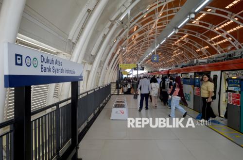 LRT Jabodebek Uji Coba Tambah Perjalanan pada Jam Sibuk Pagi