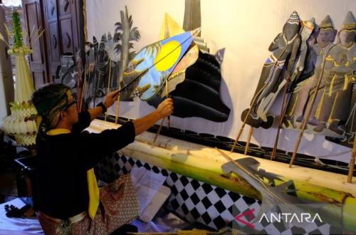 Bupati Magelang Resmikan Wayang Relief Karya Wito Prasetyo di Museum Borobudur