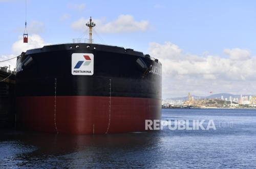 Hasyim Tegaskan Kapal Pertamina Wajib Dibangun di Dalam Negeri