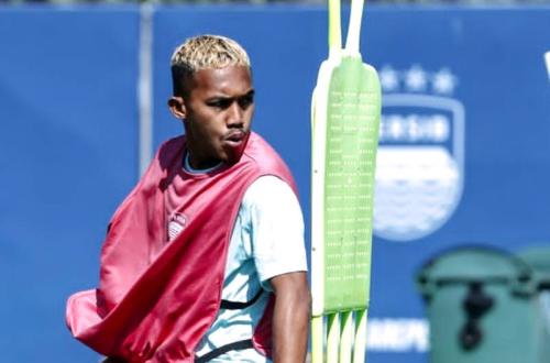 Ikhwan Ali Tanamal Rasakan Debut Manis di Liga Champions Asia II Bersama Persib