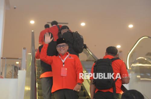 Sekjen PDIP Usulkan Presiden Prabowo Tiru Cara Soekarno Atasi Konflik Global