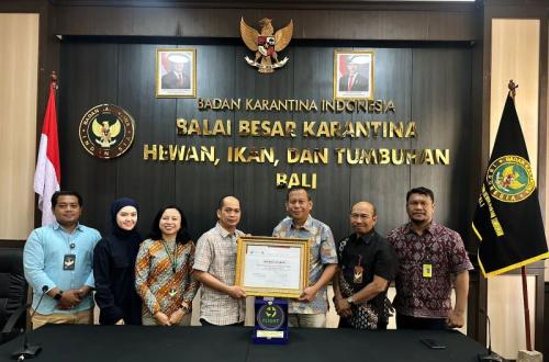 IUCN Anugerahi Karantina Bali Penghargaan Internasional Gagalkan Perdagangan Burung Ilegal