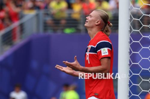 Gaya Erling Haaland Dongkrak Bisnis Produk yang Dikenakannya