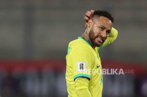Cedera Otot Neymar Bikin Cemas, Harapan Comeback ke Timnas Brasil Terancam