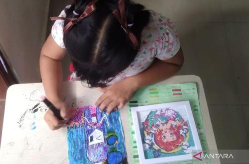 Peran Orang Tua Penting dalam Pembatasan Media Sosial Anak