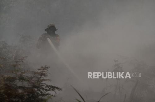 Manggala Agni Padamkan 50 Hektare Karhutla di Riau