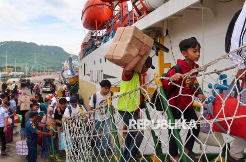 Arus Mudik di Pelabuhan Tanjungwangi Mulai Menggeliat