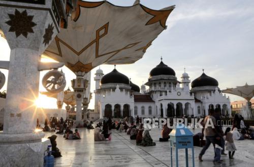 Naskah Khutbah Jumat: Keutamaan 10 Hari Pertama Dzulhijjah, Lebih Baik dari Jihad di Medan Perang
