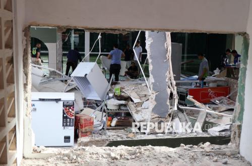 Ledakan Gas di Bogor, Kantin Lapangan Padel Porak Poranda