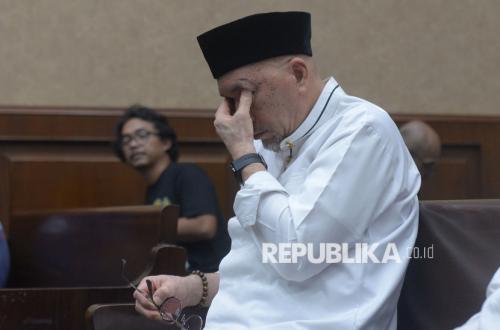 Dua Terdakwa Korupsi Chromebook Divonis 4 dan 4,5 Tahun Penjara