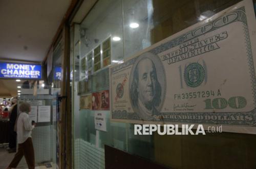 Rupiah Terus Melemah, Utang Luar Negeri Indonesia Tembus Rp7.654 Triliun