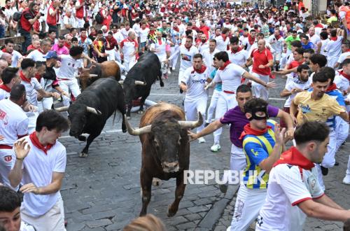 Tradisi Lari Banteng, Saat Keberanian dan Budaya Bertemu di Pamplona