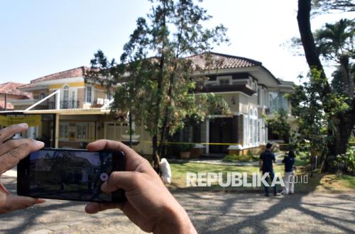 Begini Penampakan Rumah Mewah di Sentul yang Digeledah Polisi, Aset Rp476 Miliar Disita