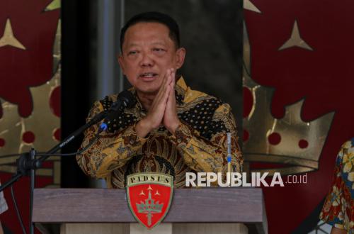Eks Jampidsus Febrie Adriansyah Resmi Jadi Tersangka
