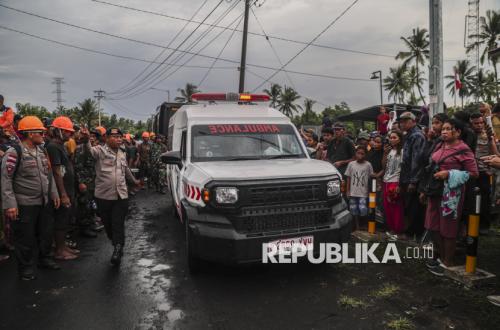2 Pendaki Singapura Korban Erupsi Gunung Dukono Ditemukan, Jenazah Dievakuasi ke RSUD Jailolo