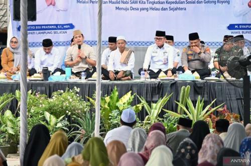 Bupati Lamsel Ajak Warga Teladani Rasulullah dan Hargai Perbedaan