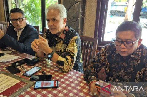 Ganjar Pranowo Minta Partai Perkuat Kedekatan dengan Masyarakat Lewat Kader Responsif