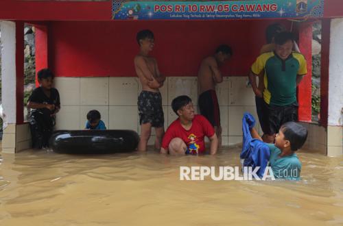 Banjir Masih Rendam 46 RT di Jakarta Timur