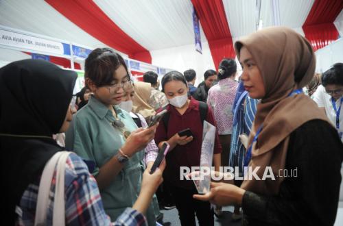 Kandidat yang Ditemani Orang Tua Saat Wawancara Kerja Dinilai Red Flag