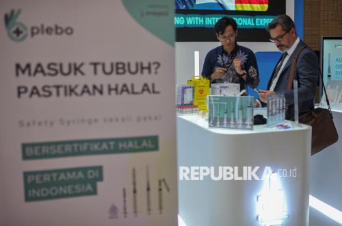 Bahan Baku Impor Masih Kuasai 90 Persen Industri Farmasi Halal Indonesia