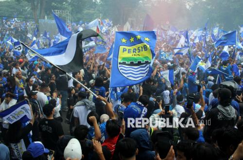 KDM Buka Suara Soal Persib Dijanjikan Bonus Rp1 Miliar per Pertandingan dari Maruarar Sirait